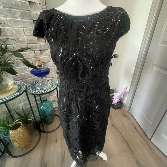 Vera Wang Black Sequin Cap Sleeve Mini Dress - Picture 2 of 11